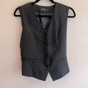 Butler Vest